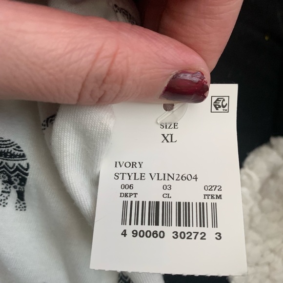 Elephant Top - Picture 3 of 3